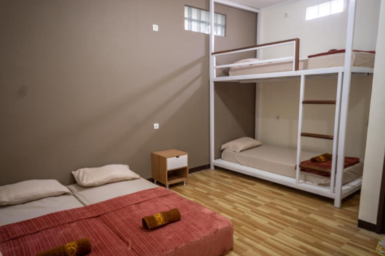 Zenrra House Hotell Bandung Eksteriør bilde
